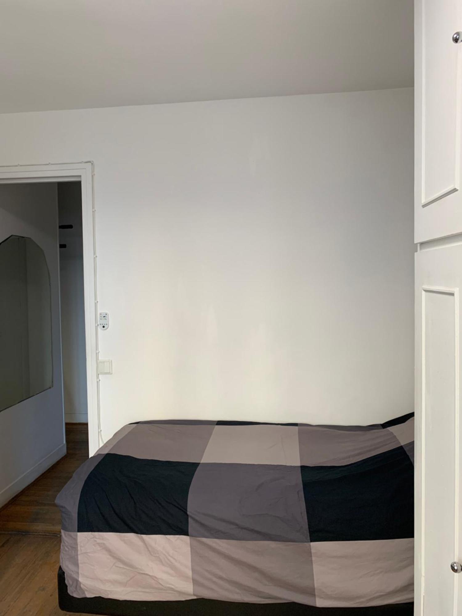 Petit Nid Douillet * Colombes (Hauts-de-Seine)